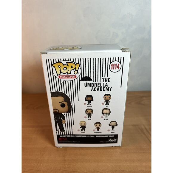 Funko Pop TV: Umbrella Academy - #1114 Diego *Damaged* - Picture 4 of 8